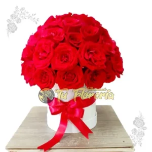 Caja Pequeña Redonda de Rosas en Hongo C18