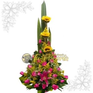 Ramo Tradicional en Punta Rosas y Girasoles TR31